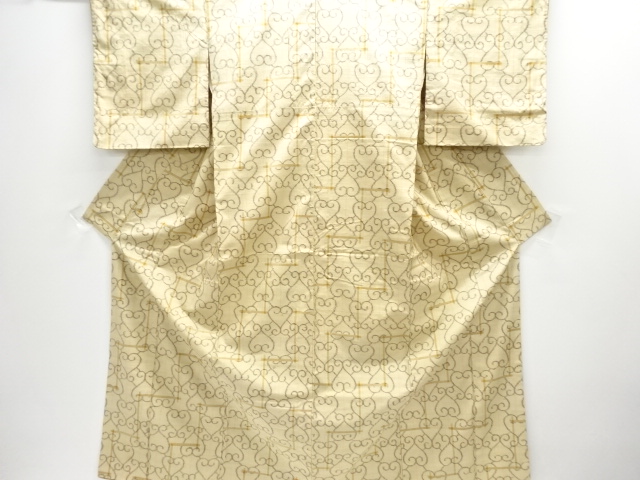 JAPANESE KIMONO / TSUMUGI / WOVEN ARABESQUE